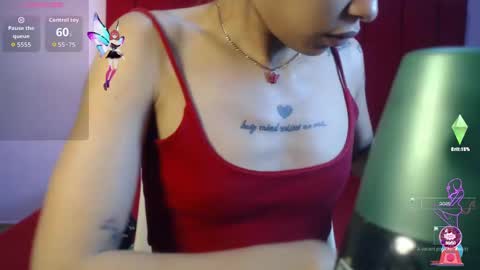 Snapshot of camilahot_girl chatting on November 10, 2025, 12:59 pm kira online show from November 10, 2025, 12:59 pm