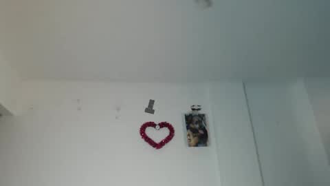 Snapshot of camilahot_girl chatting on February 1, 2026, 1:48 am kira online show from February 1, 2026, 1:48 am