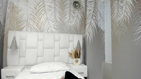 Camila  online show from February 5, 2026, 3:22 am