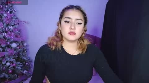 camilamarsh online show from December 18, 2025, 11:33 pm