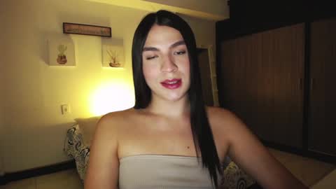 X IGcamiryan01 online show from December 7, 2024, 11:56 pm