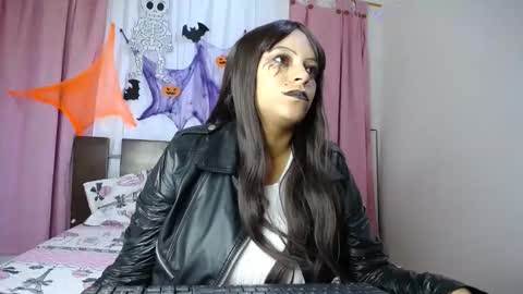 Snapshot of camilasex0 chatting on November 1, 2025, 6:32 pm camilasex0 online show from November 1, 2025, 6:32 pm