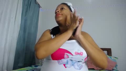 camilasex0 online show from January 7, 2026, 7:05 pm