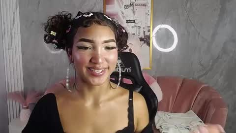 Snapshot of camilavixen_ch chatting on May 29, 2026, 9:24 pm camila online show from May 29, 2026, 9:24 pm