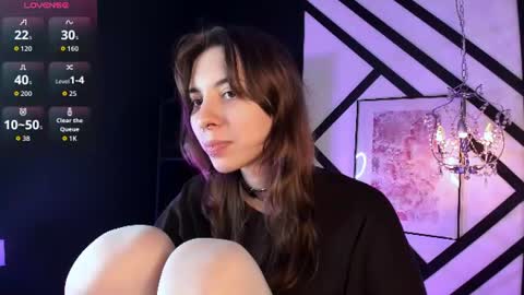 Camilla online show from June 27, 2026, 12:22 pm