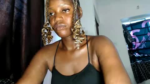 Snapshot of camillasoofine chatting on May 28, 2026, 11:51 am camillasoofine online show from May 28, 2026, 11:51 am