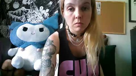 Camille Deville online show from January 19, 2025, 3:29 am