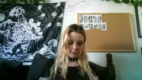 Camille Deville online show from January 22, 2025, 12:38 am