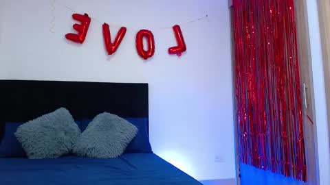 camilo_contre21 online show from February 16, 2026, 8:16 pm