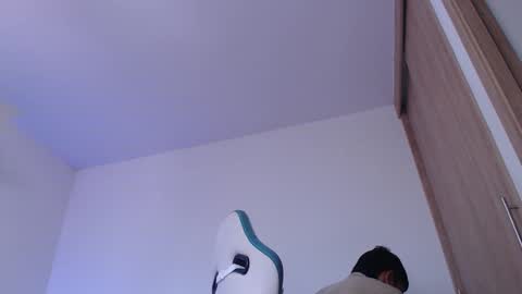 camilo_contre21 online show from March 25, 2026, 7:31 pm