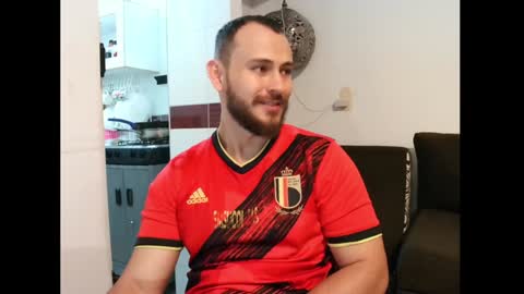 Snapshot of camiloex chatting on December 3, 2024, 1:08 am Camilo online show from December 3, 2024, 1:08 am