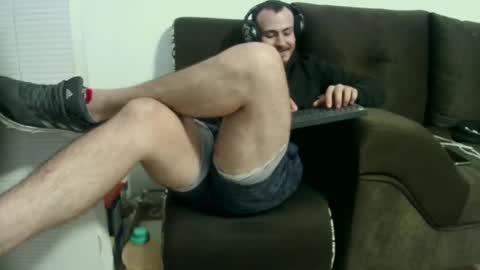 Snapshot of camiloex chatting on December 10, 2024, 4:13 am Camilo online show from December 10, 2024, 4:13 am