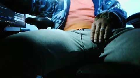 Snapshot of camiloincubo305064 chatting on November 12, 2025, 12:27 pm camiloincubo305064 online show from November 12, 2025, 12:27 pm