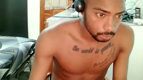 Snapshot of camilopolla22 chatting on June 24, 2026, 6:40 pm camilopolla22 online show from June 24, 2026, 6:40 pm