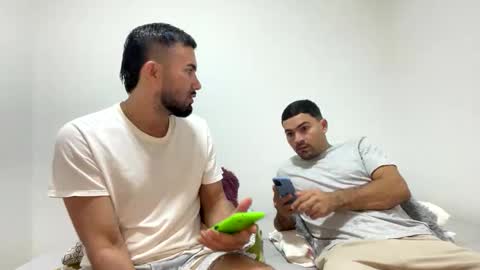 camilor_30 online show from November 19, 2025, 10:26 am