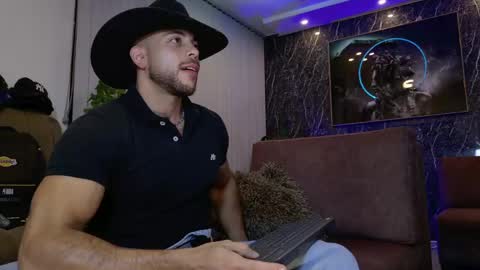 Camilo Watson online show from May 5, 2026, 1:57 am