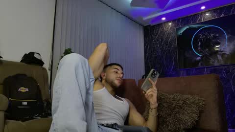 Camilo Watson online show from May 6, 2026, 1:25 am