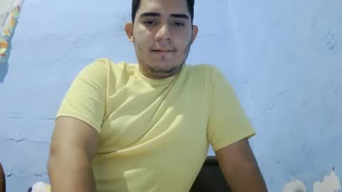 Camilowhite  online show from November 7, 2025, 5:02 pm