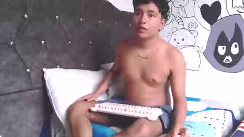 CamilowhiteS online show from May 25, 2026, 4:57 pm