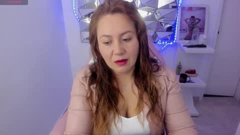 camixxx_m online show from September 30, 2025, 1:38 pm