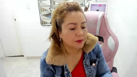 camixxx_m online show from June 25, 2026, 11:48 am
