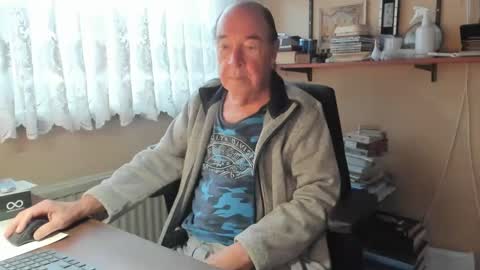 Cammee online show from February 8, 2025, 8:42 am