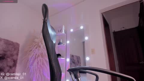 Laura Camila online show from January 19, 2025, 3:50 am