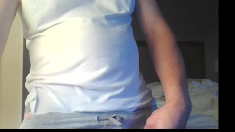 Snapshot of cammyman6900 chatting on November 3, 2025, 10:10 pm cammyman6900 online show from November 3, 2025, 10:10 pm