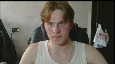 Snapshot of camp_horny_guys_ chatting on May 6, 2026, 12:32 pm Camp of horny boys online show from May 6, 2026, 12:32 pm