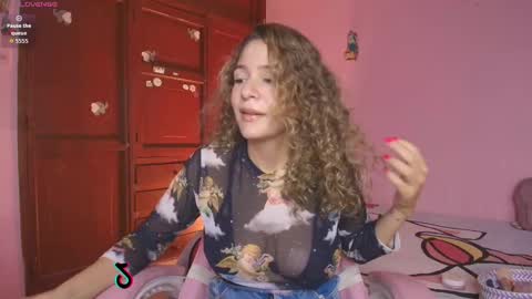 Snapshot of candase_ chatting on September 10, 2025, 12:54 am Candase online show from September 10, 2025, 12:54 am