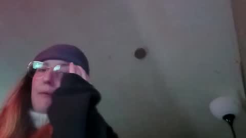 Candi online show from November 11, 2025, 7:19 am