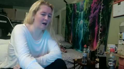 Candi online show from May 13, 2026, 3:53 pm