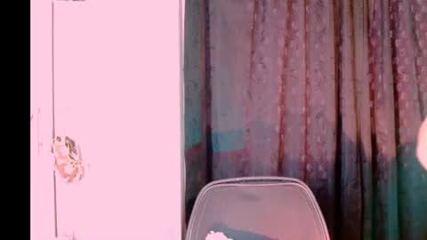 Snapshot of candy__beauty1 chatting on June 23, 2026, 4:05 pm candy online show from June 23, 2026, 4:05 pm