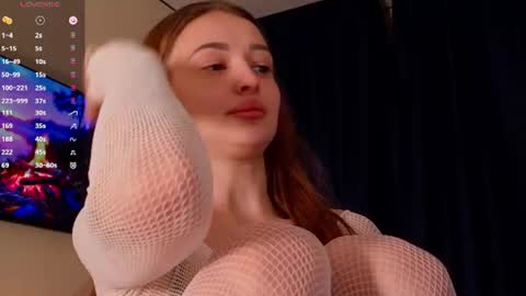 Hey there Im Anna 21 years old online show from July 10, 2026, 6:21 pm