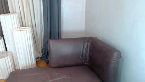 Candy online show from April 12, 2026, 11:59 am