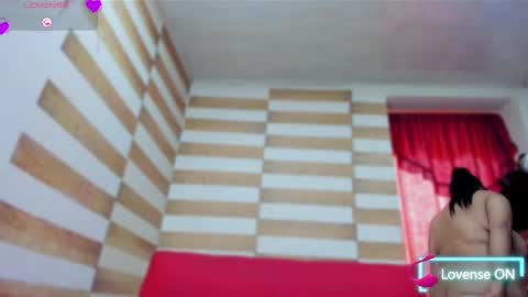 Candy  Brown online show from September 15, 2025, 1:11 pm