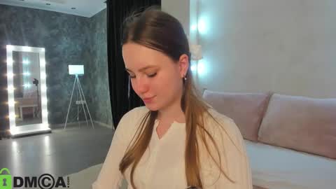 Candy online show from October 14, 2025, 9:10 am