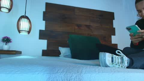 Jolie online show from March 27, 2026, 8:30 pm