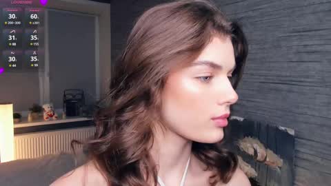 Flora online show from March 2, 2025, 11:09 pm