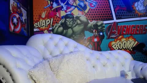 candy online show from October 30, 2025, 2:35 am