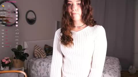 Snapshot of candy_leya chatting on September 23, 2025, 3:37 pm Leya online show from September 23, 2025, 3:37 pm