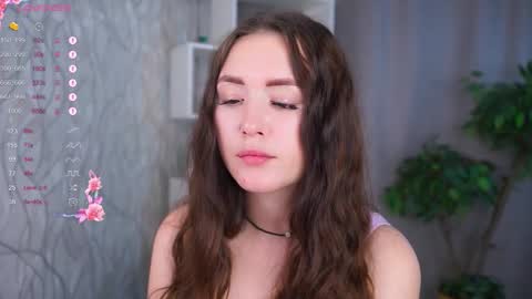 Snapshot of candy_leya chatting on October 19, 2025, 5:19 am Leya online show from October 19, 2025, 5:19 am