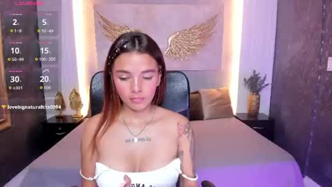 Snapshot of candy_lyn_ chatting on June 30, 2026, 3:18 am C A N D Y online show from June 30, 2026, 3:18 am