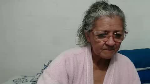 candy online show from November 4, 2025, 11:04 pm