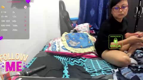 candy_val online show from October 17, 2025, 6:38 am