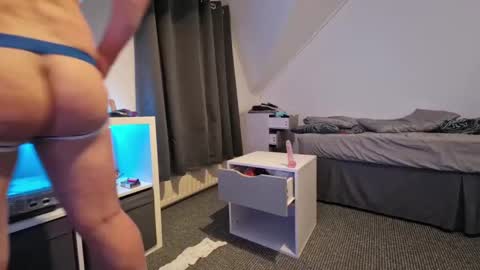 Snapshot of candyboy666 chatting on December 25, 2024, 4:33 am Candy Boy online show from December 25, 2024, 4:33 am