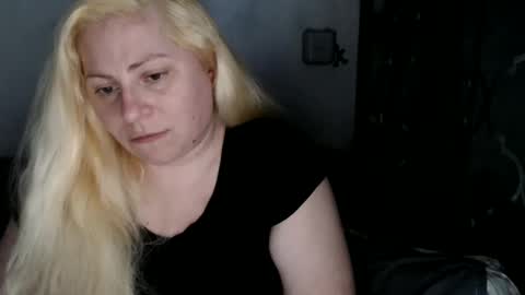 Laura online show from March 9, 2025, 3:16 pm