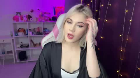 You can call me HH online show from November 6, 2025, 5:58 pm