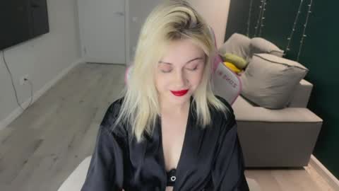 You can call me HH online show from April 14, 2026, 5:52 pm