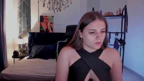 Sofia online show from February 7, 2025, 4:06 am